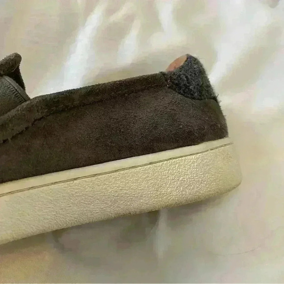 UGG Slip On Sneakers Casual Suede Charcoal Gray pre-owned sz 7.5 great c… - Picture 8 of 11